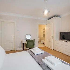 Royal - Centro Brera Apartment