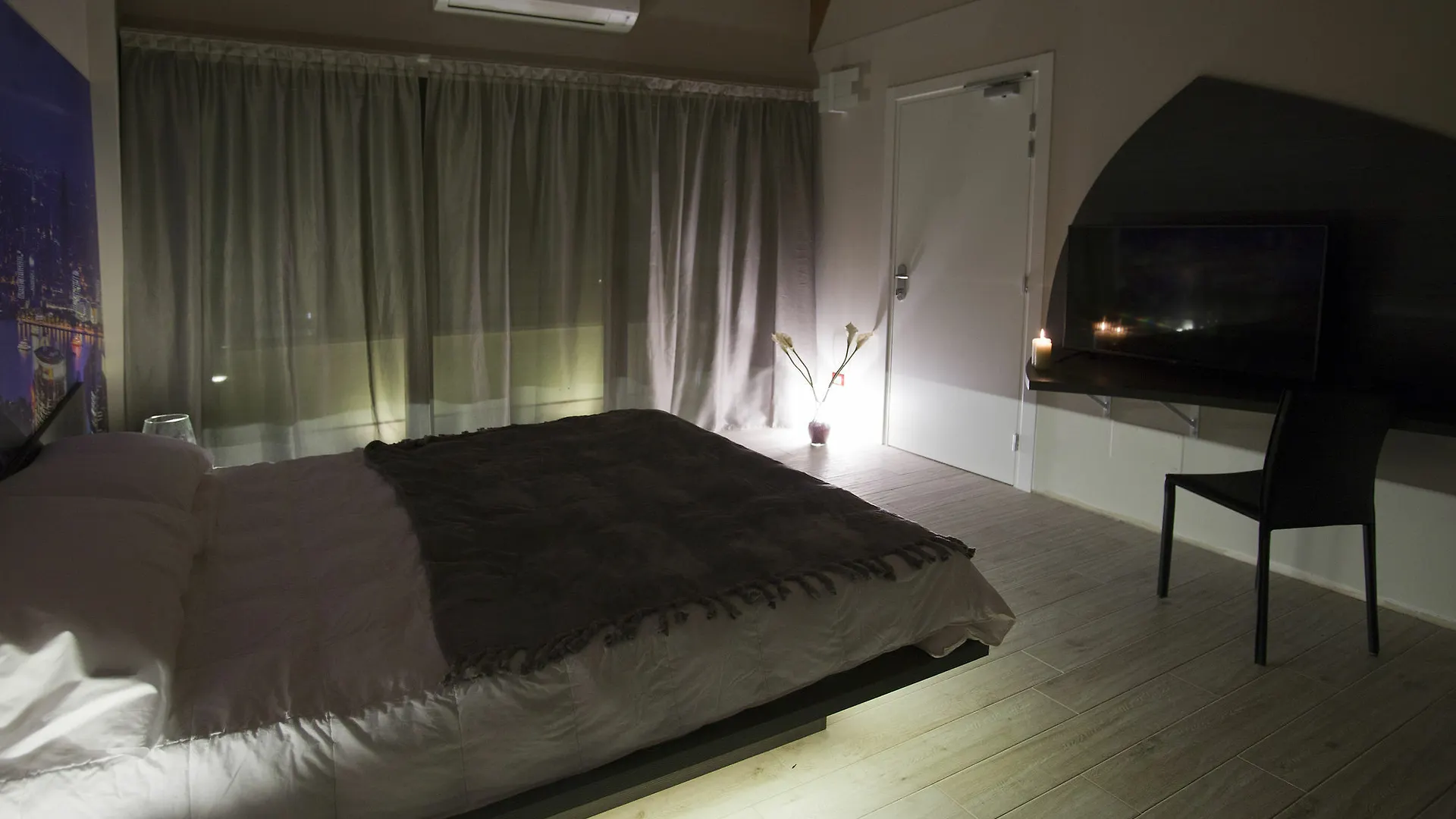 Hotel Seven Rooms Milan 2*,